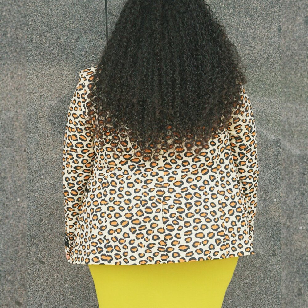 LARGE Animal Print Blazer - Picture 2 of 3